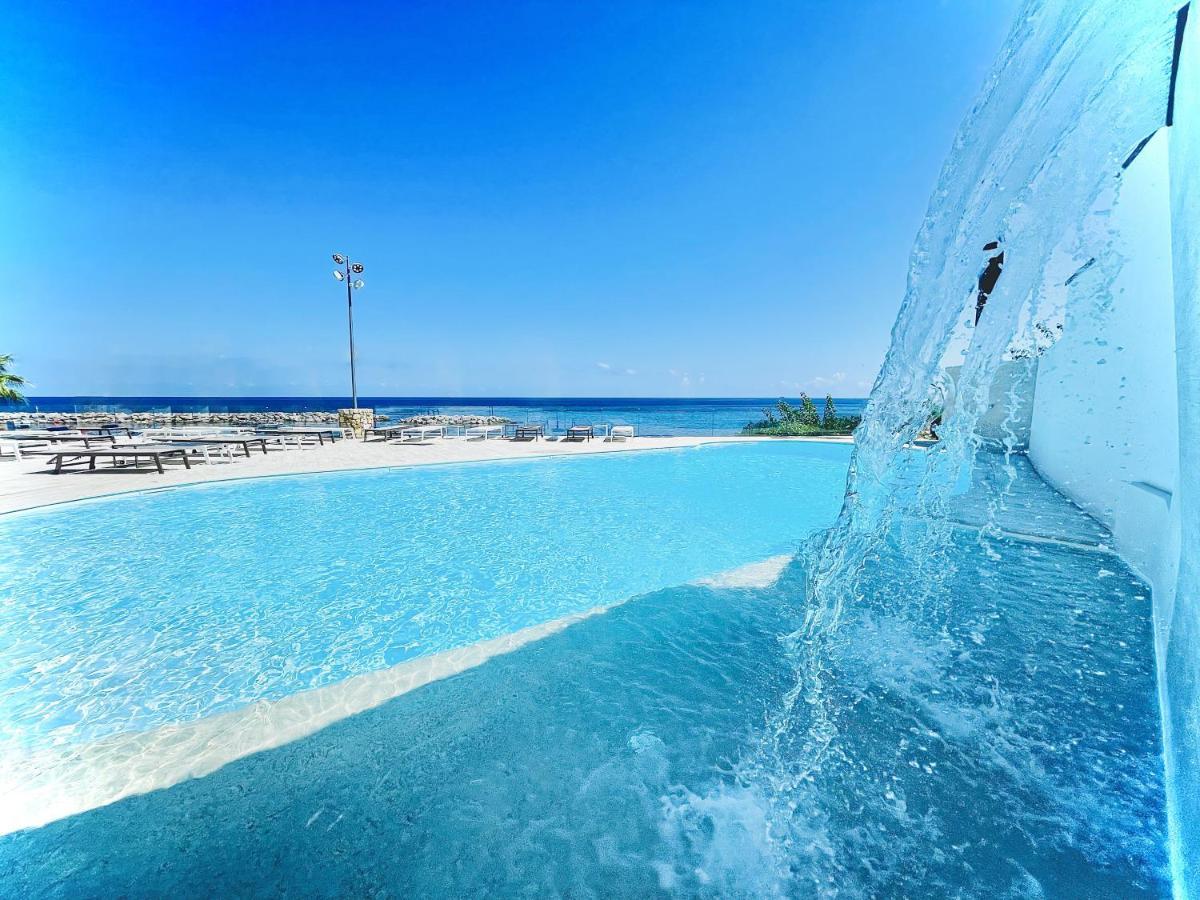 Hotel Tonnara טראביה מראה חיצוני תמונה