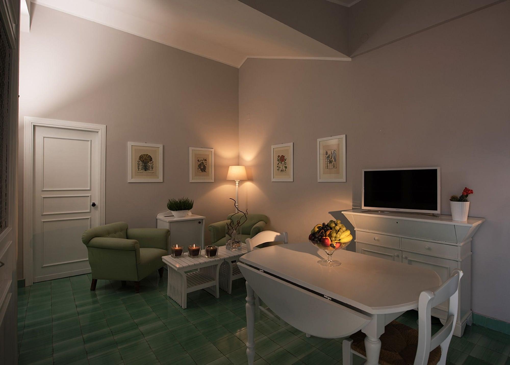 Hotel Tonnara טראביה מראה חיצוני תמונה