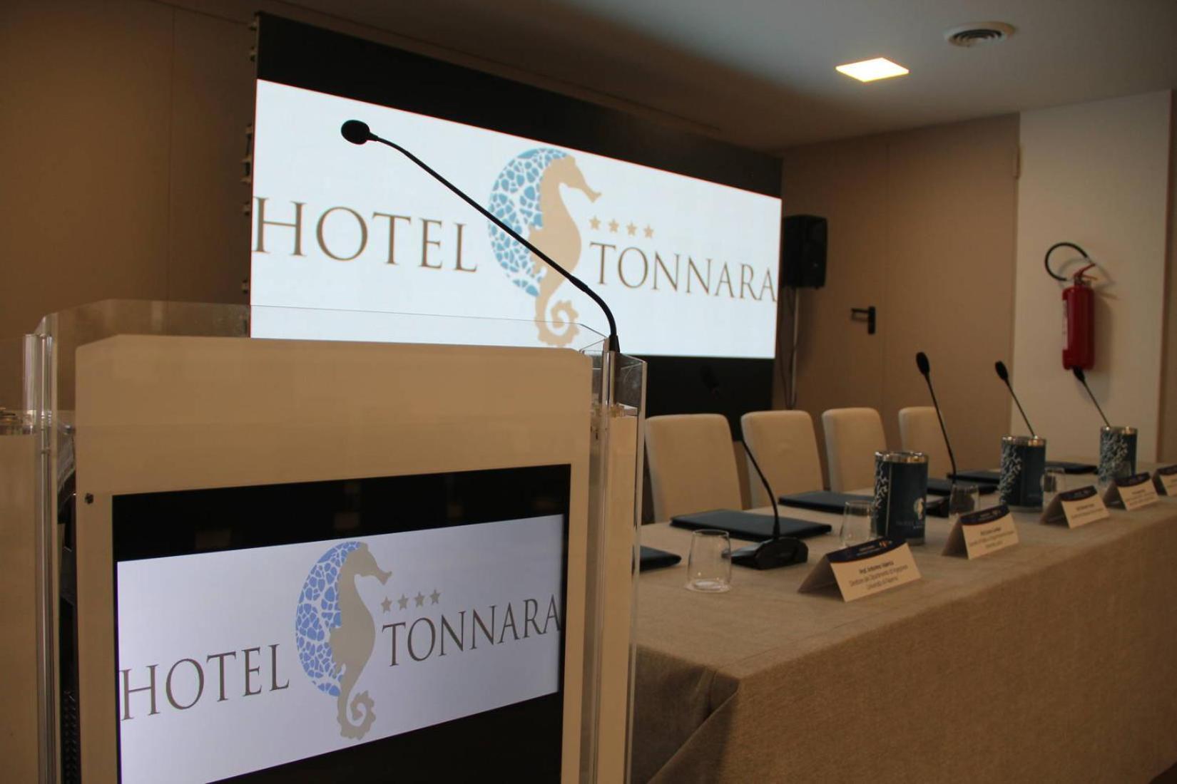Hotel Tonnara טראביה מראה חיצוני תמונה