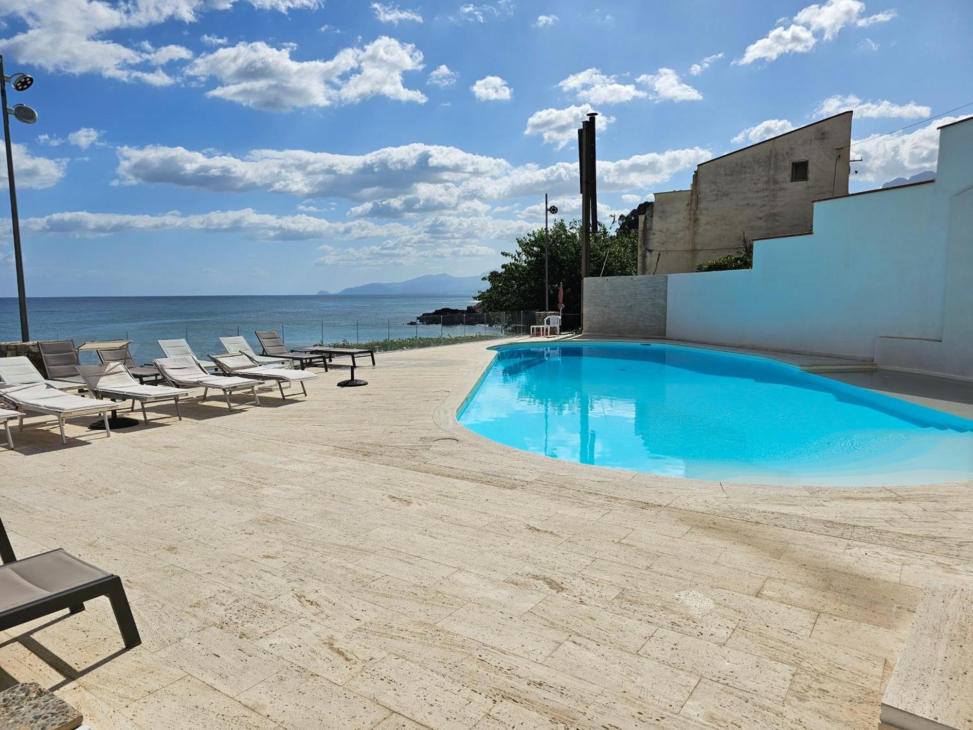 Hotel Tonnara טראביה מראה חיצוני תמונה